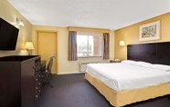 Bilik Tidur 6 Super 8 by Wyndham Milford/New Haven