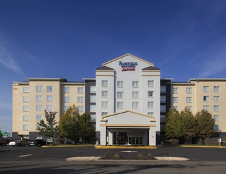 Exterior 2 Fairfield Inn & Suites Newark Liberty International Airport