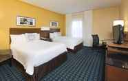 Bedroom 4 Fairfield Inn & Suites Newark Liberty International Airport