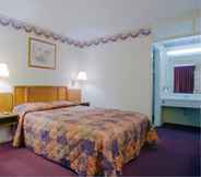 Bilik Tidur 2 Americas Best Value Inn Loudon Lenoir City