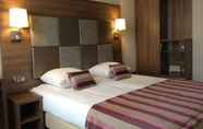 Bedroom 2 Ozo Hotels Cordial Amsterdam