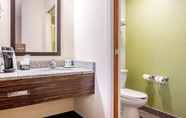 In-room Bathroom 3 Sleep Inn & Suites