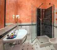 In-room Bathroom 3 Hotel San Francesco
