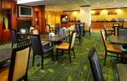 Restoran 6 Fairfield Inn & Suites by Marriott Phoenix Midtown