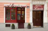 Exterior Lucia Hotel