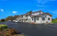 Exterior 4 Econo Lodge