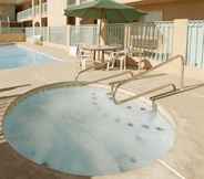 Entertainment Facility 2 Americas Best Value Inn Mojave