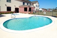 Swimming Pool Comfort Suites Idabel