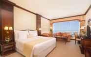 Bilik Tidur 5 Corniche Hotel Abu Dhabi