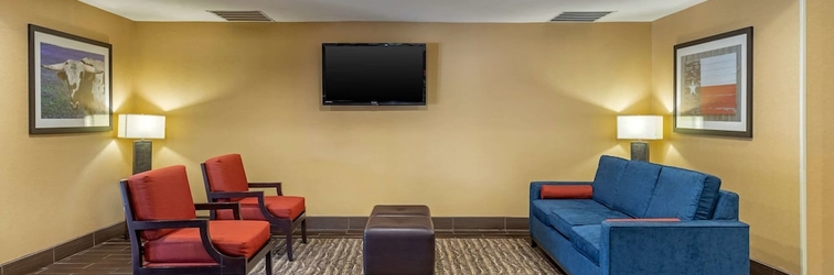 Lobby Comfort Suites McKinney - Allen