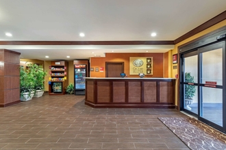 Lobby 4 Comfort Suites McKinney - Allen