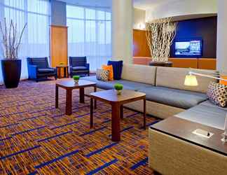 Sảnh chờ 2 Courtyard by Marriott Toronto Mississauga/Meadowvale