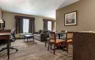 Phòng ngủ 6 Best Western Plus Pembina Inn & Suites
