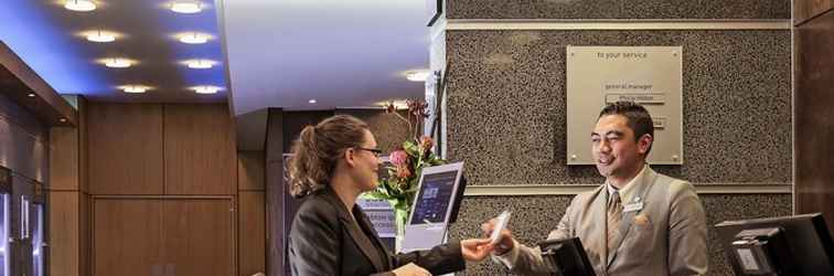 Lobby Novotel Wellington