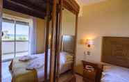 Kamar Tidur 7 Grand Hotel President