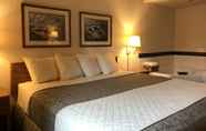 ห้องนอน 2 FairBridge Inn & Suites in Thorp, WI