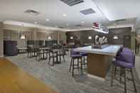 Bar, Cafe and Lounge Courtyard Somerset by Marriott