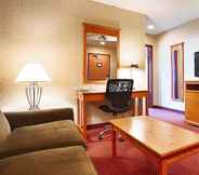 Common Space 5 Best Western Plus Valemount Inn & Suites