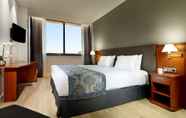 Bedroom 5 Hotel Exe Isla Cartuja