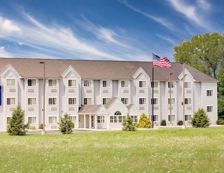 Exterior 2 Microtel Inn & Suites by Wyndham Hagerstown