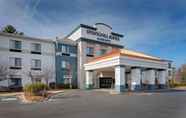 Bangunan 5 SpringHill Suites Manchester-Boston Regional Airport