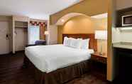 Bedroom 7 SureStay Hotel by Best Western East Brunswick