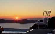 Nearby View and Attractions 5 Katikies Chromata Santorini - The Leading Hotels of the World