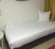 Kamar Tidur 4 France Hotel