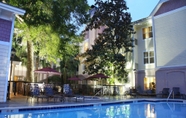 Swimming Pool 5 Residence Inn by Marriott Charleston Mount Pleasant