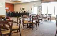 Restoran 2 Sleep Inn & Suites Lake of the Ozarks