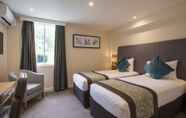 Kamar Tidur 3 Thistle London Heathrow T5