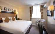 Kamar Tidur 5 Thistle London Heathrow T5