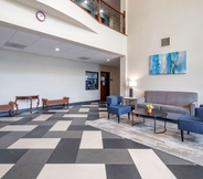 Lobby 6 BEST WESTERN PLUS McKinney Inn & Suites