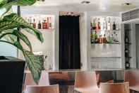 Quầy bar, cafe và phòng lounge Delle Arti Design
