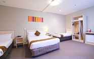 Kamar Tidur 4 ibis Styles Kingsgate