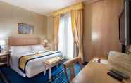 Bedroom 3 Hotel De Londres