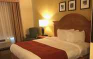 ห้องนอน 5 Country Inn & Suites by Radisson, Orlando Airport, FL