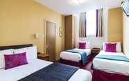 Kamar Tidur 4 The Craven Hotel