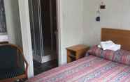 Bedroom 4 Covenanters Inn