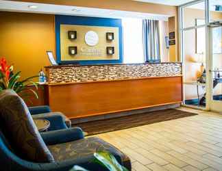 Lobi 2 Comfort Inn & Suites Orlando North