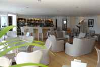 Bar, Kafe, dan Lounge Hotel La Place