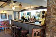 Bar, Kafe dan Lounge Sparkford Inn