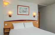 Kamar Tidur 5 Campanile restaurant BASILDON - East of London