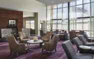 Lobi 6 Courtyard by Marriott Newark Elizabeth