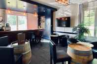 Quầy bar, cafe và phòng lounge Sure Hotel by Best Western Port Jérome - Le Havre