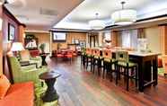 Bar, Kafe dan Lounge 3 Hampton Inn Seekonk