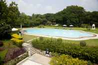 Swimming Pool Vivanta Aurangabad