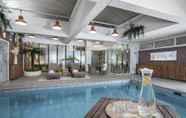 Swimming Pool 4 Tulip Inn Ludwigshafen City