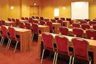 Sảnh chức năng VIP Executive Entrecampos Hotel & Conference
