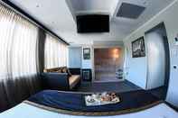 Kamar Tidur Best Western JFK Hotel